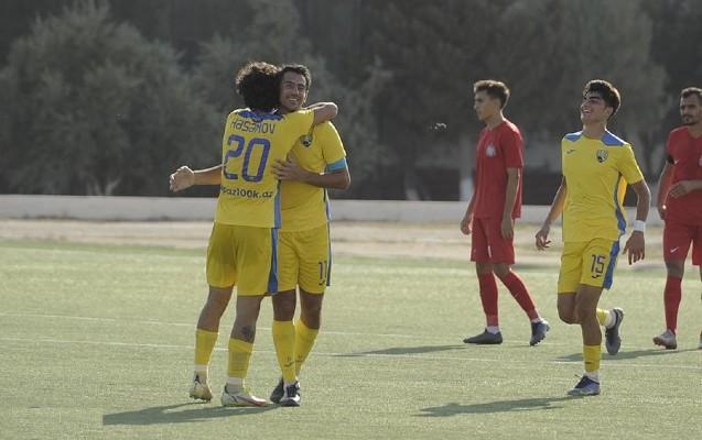 Rauf Əliyev turun son oyununda dubl etdi